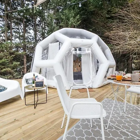 Le Dome, Sejour Sous Les Etoiles Au Bord Du *