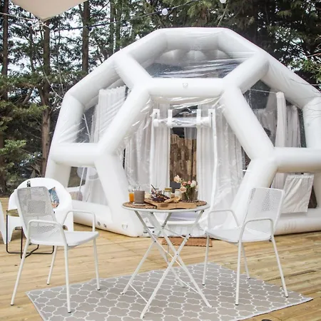 Le Dome, Sejour Sous Les Etoiles Au Bord Du Prouilly